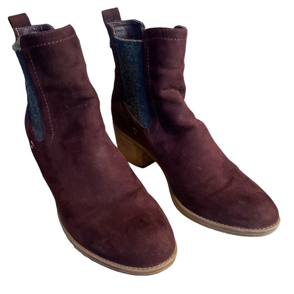 Dolce Vita Burgundy Suede Heeled Ankle Booties | Size 8 - Picture 1 of 10
